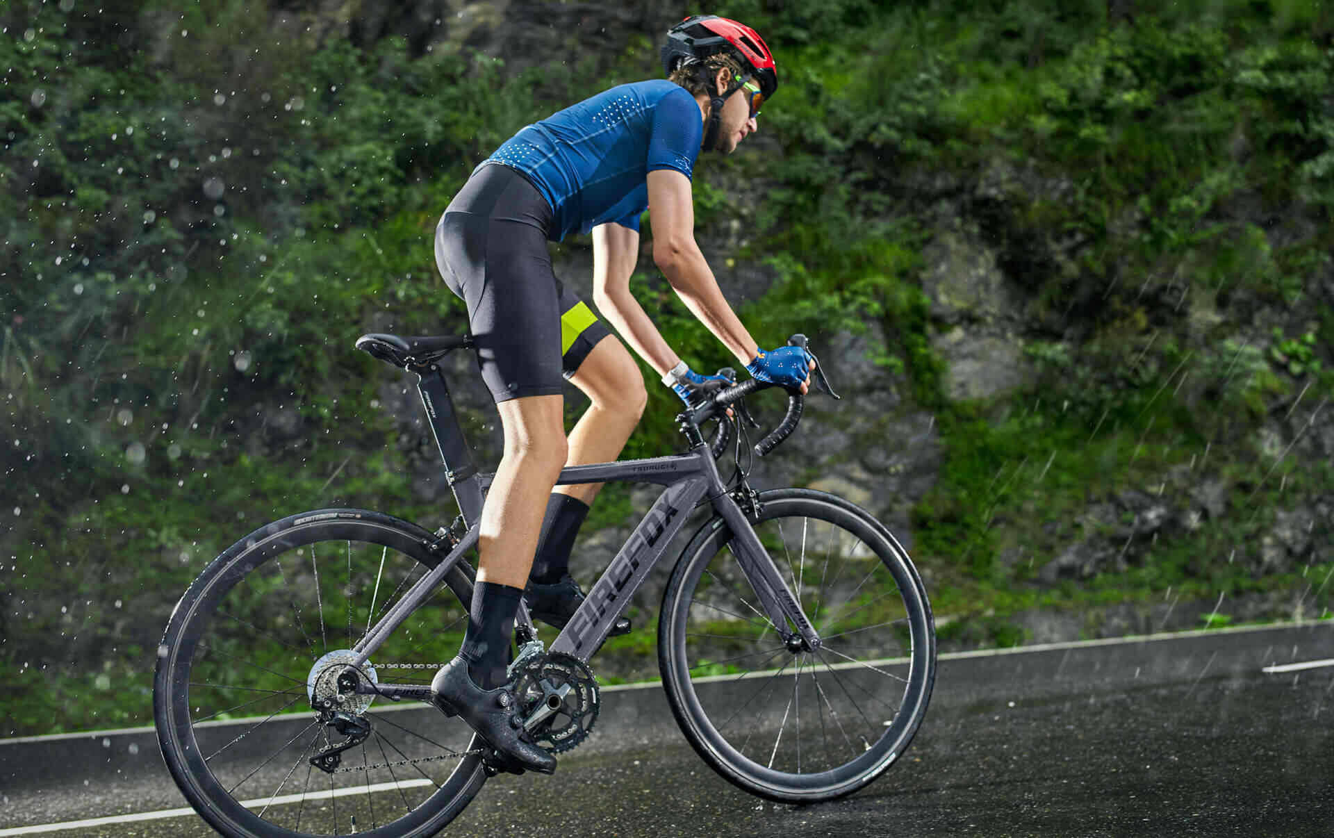 RIDE FAST RIDE STRONG