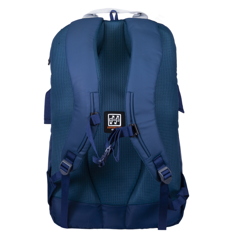 Backpack image number 3